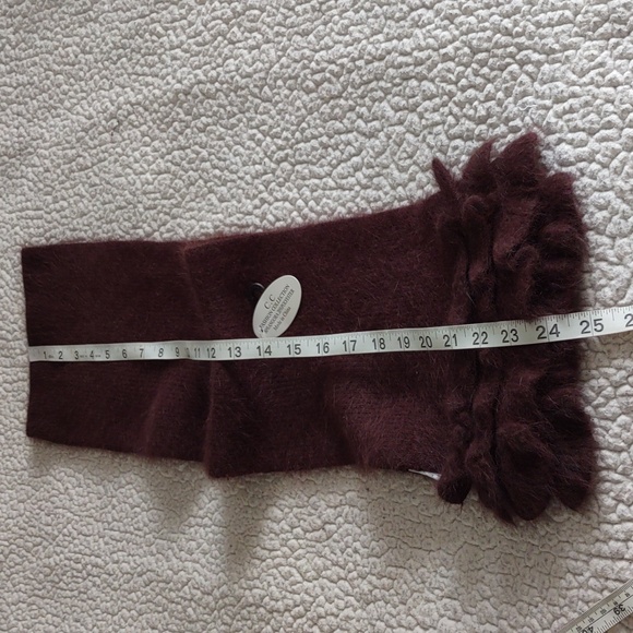 NWT C.C. Fashion Collection Brown Angora Blend Ruffle One Size Scarf - Picture 8 of 9